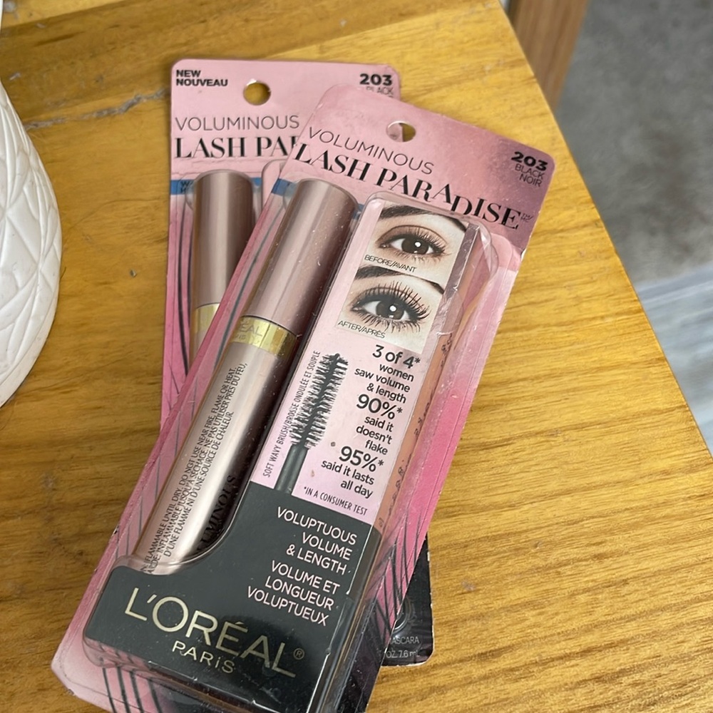 Mascara voluminous lash paradise